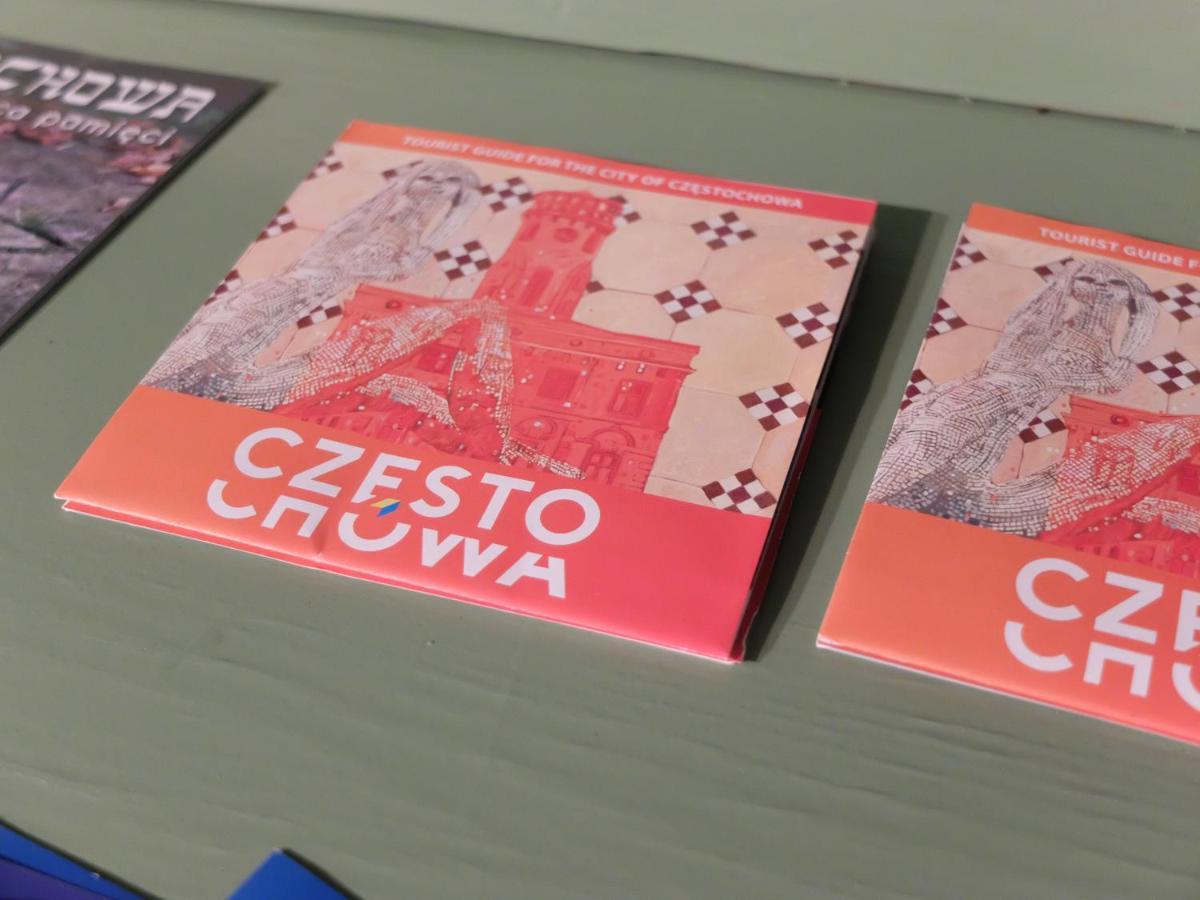 Nowoczesne Lokum W Centrum Częstochowa Kültér fotó